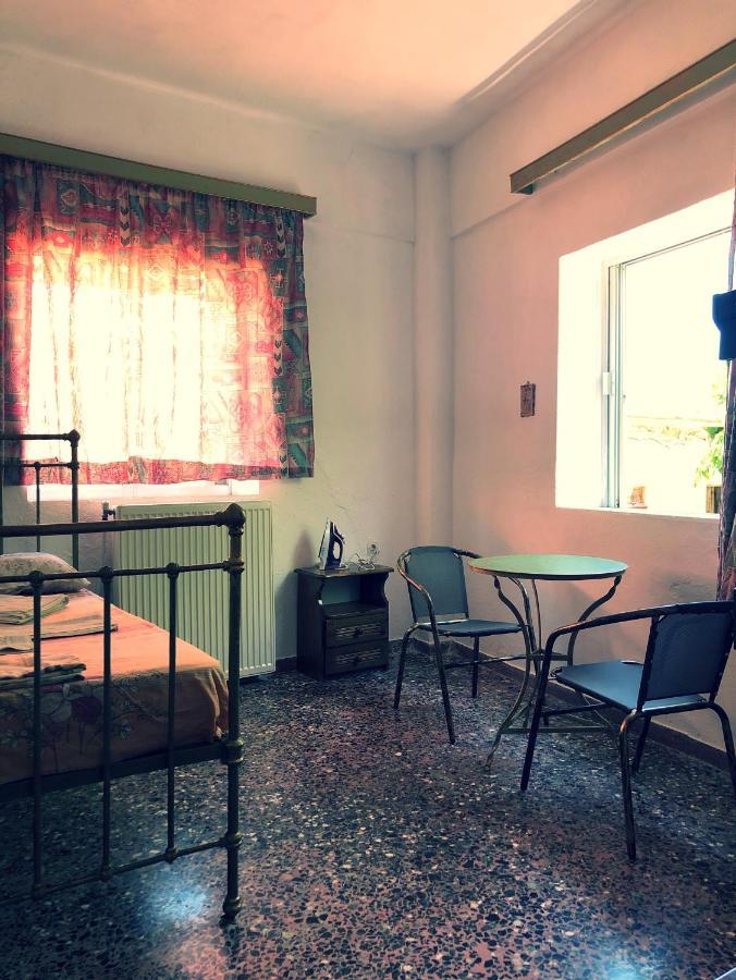 Yard Apartment Astirakion ภายนอก รูปภาพ