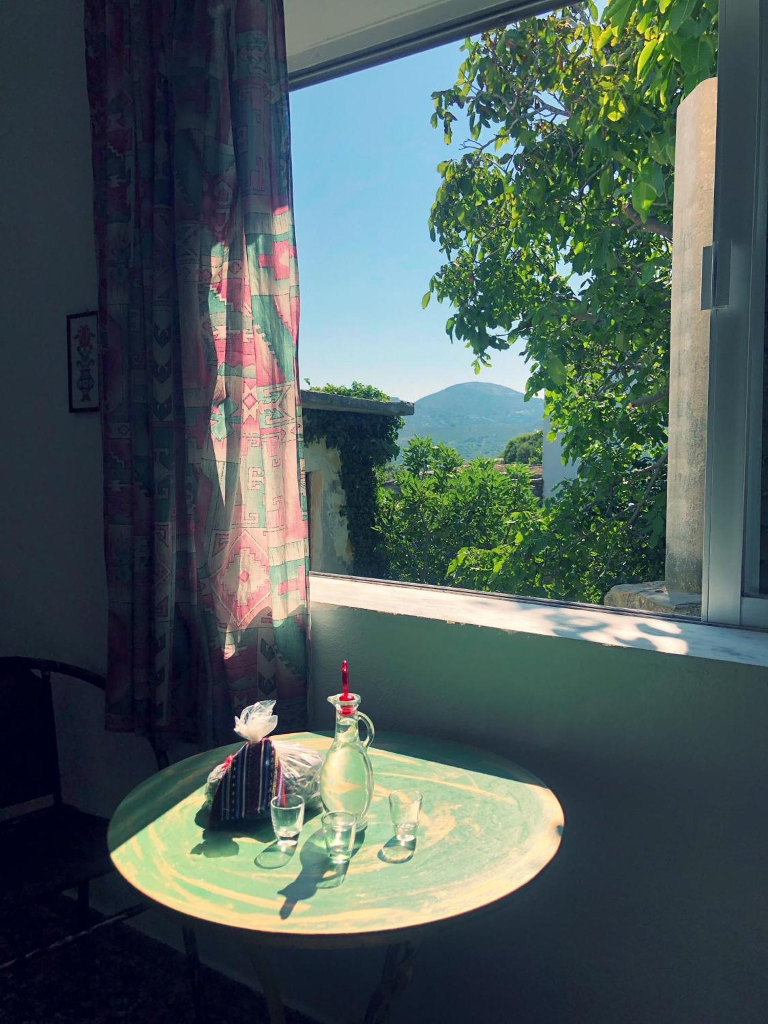 Yard Apartment Astirakion ภายนอก รูปภาพ